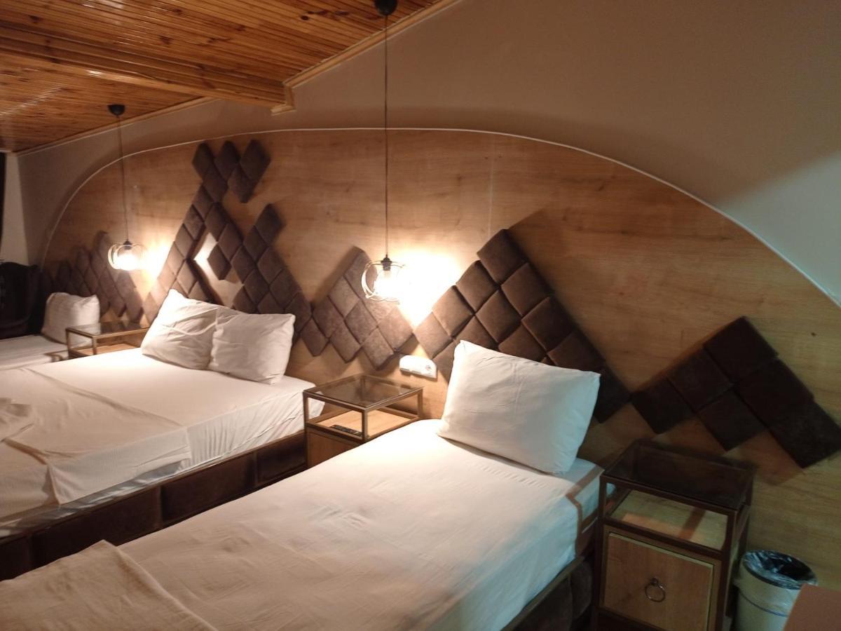 Bed and Breakfast mahsun house airport à Arnavutkoy Extérieur photo